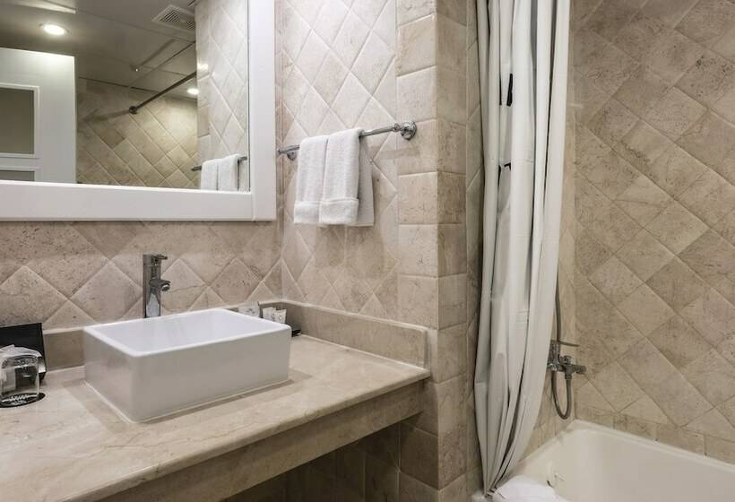 סוויטת קלאב ג'וניור, Sunscape Dominicus La Romana All Inclusive