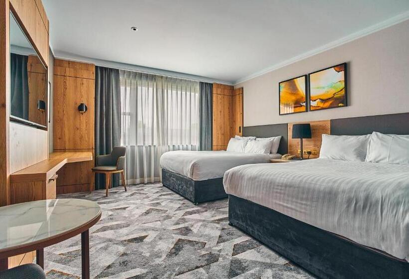 ２ダブルベッドのスタンダードルーム, Crowne Plaza Marlow, An Ihg