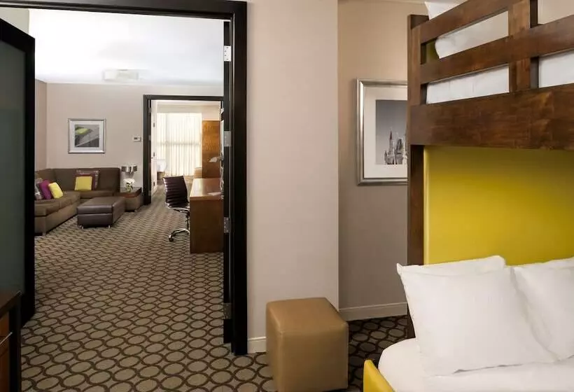 スイート(家族用), Hyatt Regency Orange County