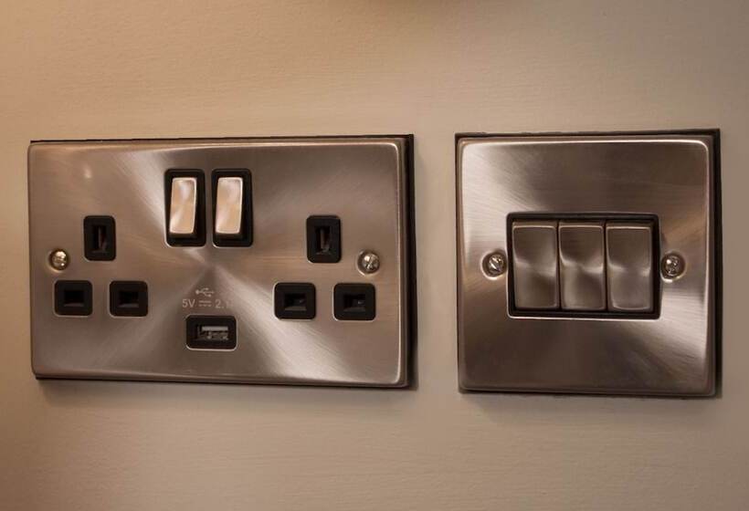 스탠다드 룸, Hyde