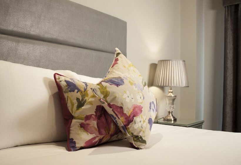 스탠다드 트리플 룸, Hyde