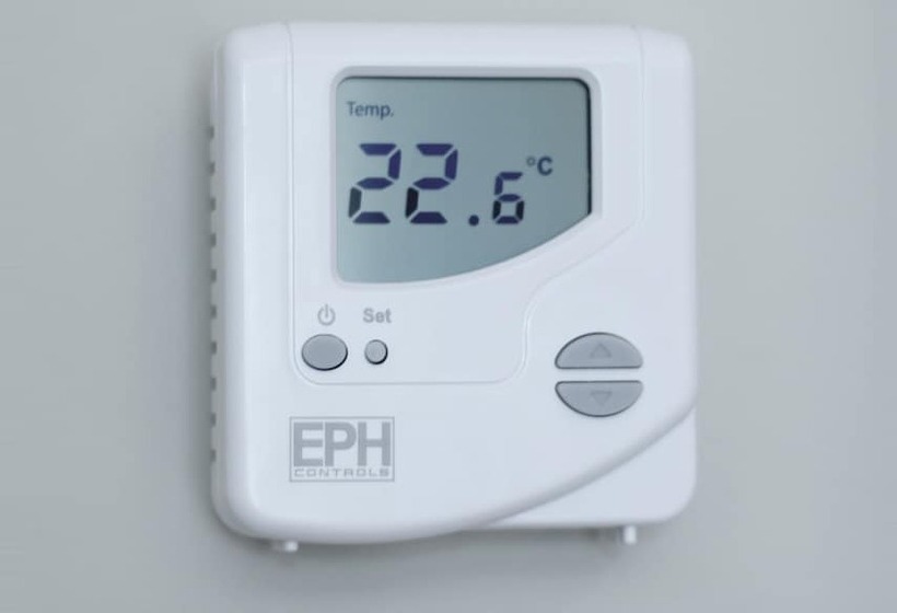 수피리어 룸, Hyde