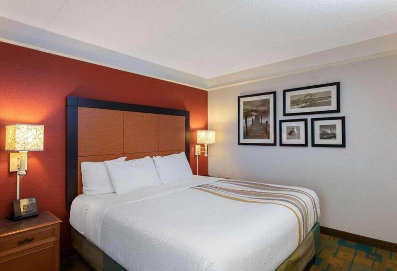 带大床的标准间, La Quinta By Wyndham Jacksonville Butler Blvd