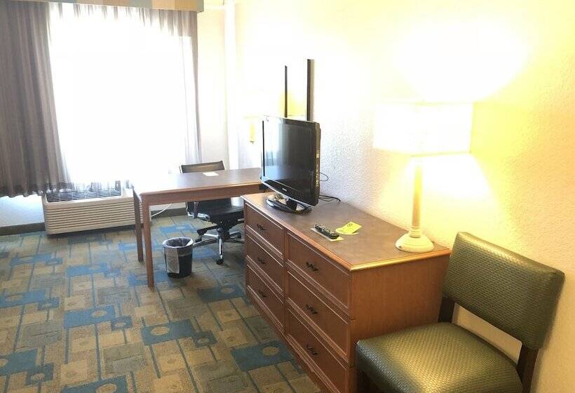 ２ダブルベッドのスタンダードルーム, La Quinta By Wyndham Jacksonville Butler Blvd