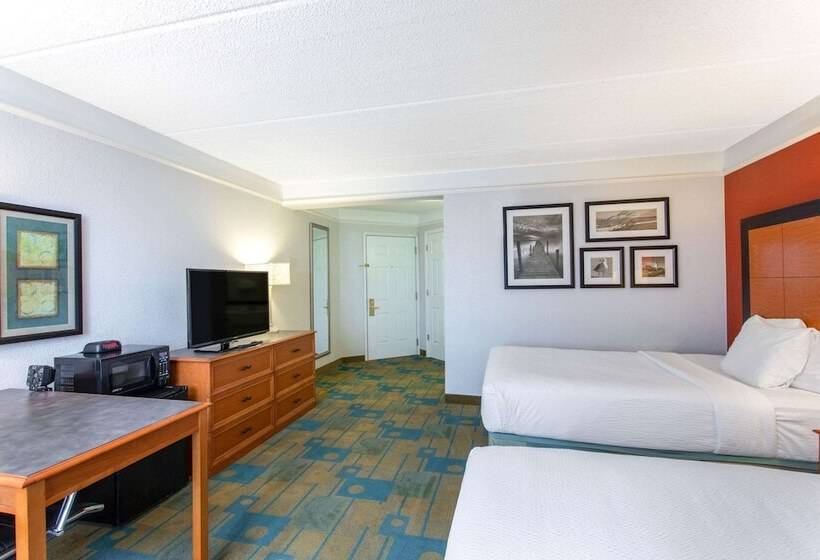 デラックスルーム, La Quinta By Wyndham Jacksonville Butler Blvd
