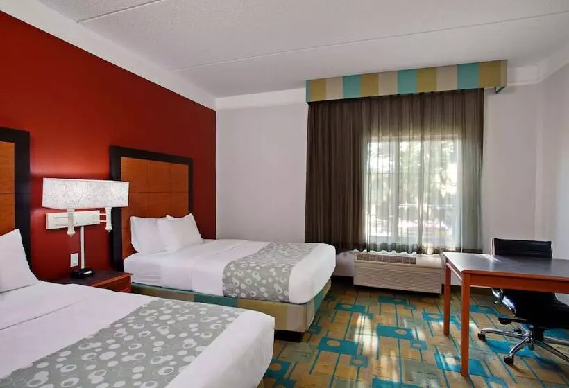 ２ダブルベッドのスタンダードルーム, La Quinta By Wyndham Winston Salem