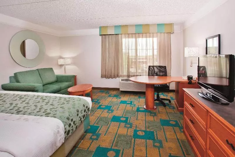 キングサイズベッドのエクゼクティブルーム, La Quinta By Wyndham Winston Salem