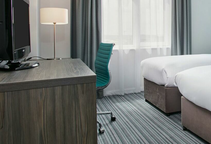 חדר סטנדרט, Leonardo Belfast