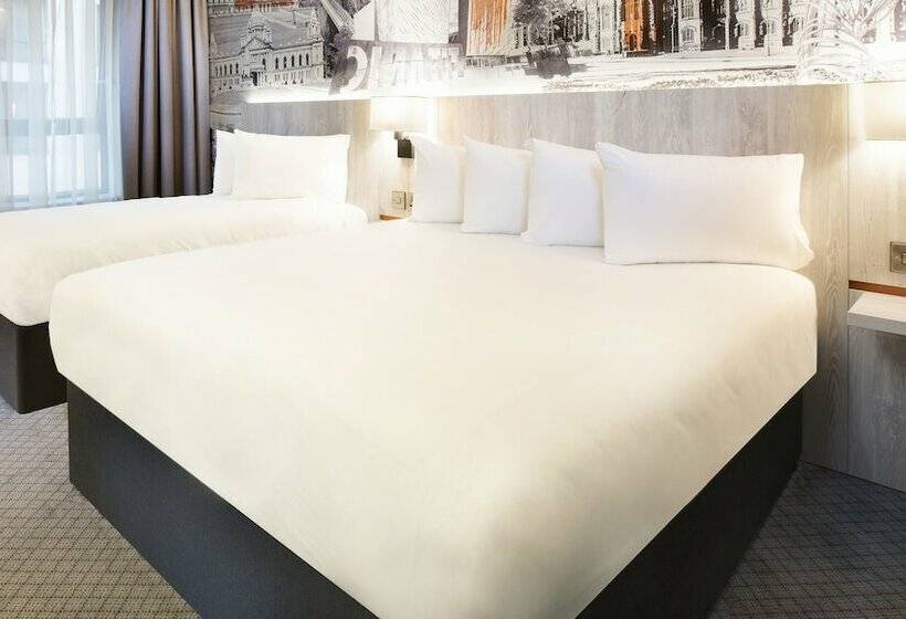 חדר סופריור, Leonardo Belfast