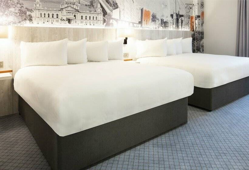 חדר סופריור, Leonardo Belfast