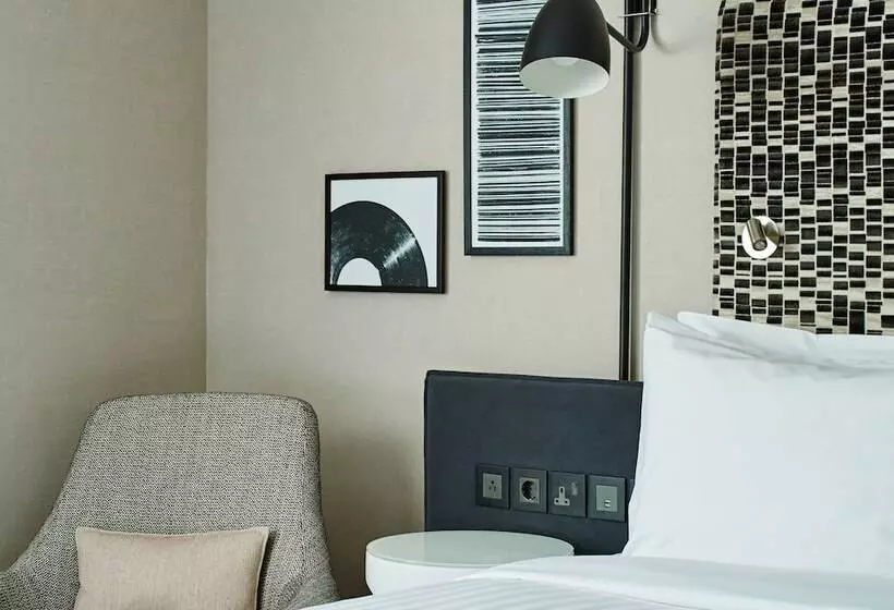 デラックスルーム, London Marriott  Maida Vale