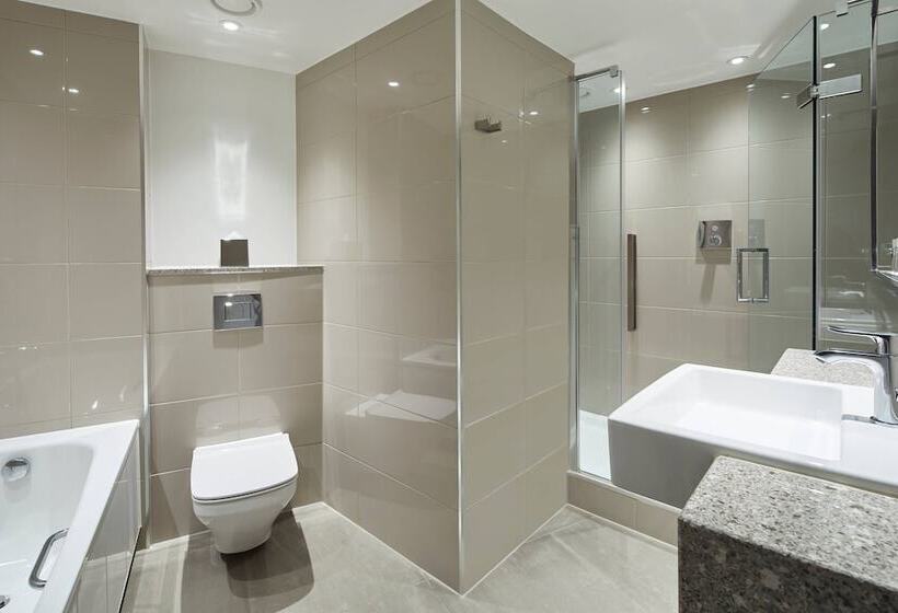 סוויטה נשיאותית, London Marriott  Maida Vale