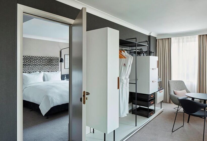 סוויטה נשיאותית, London Marriott  Maida Vale