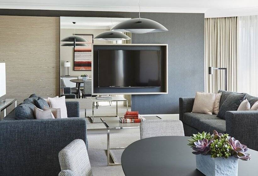 סוויטה נשיאותית, London Marriott  Maida Vale