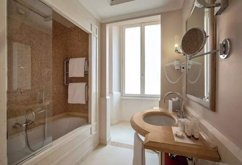 Suite Junior, Rose Garden Palace Roma By Omnia Hotels