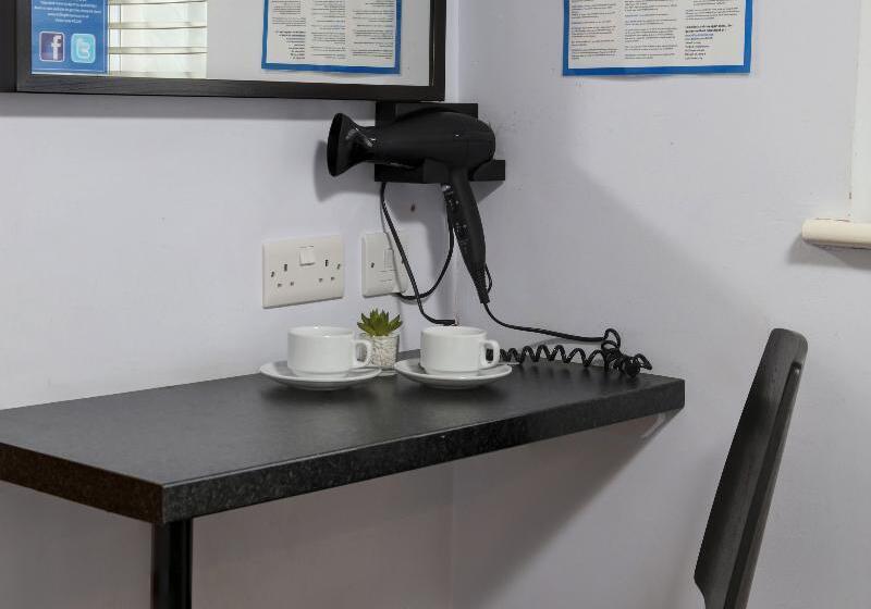 Номер Клуб, Sure Hotel By Best Western Reading