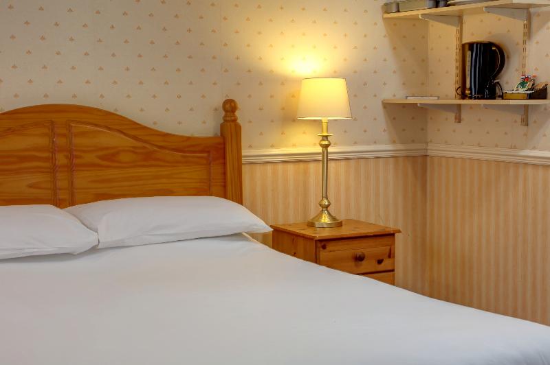 اتاق کلاب, Sure Hotel By Best Western Reading