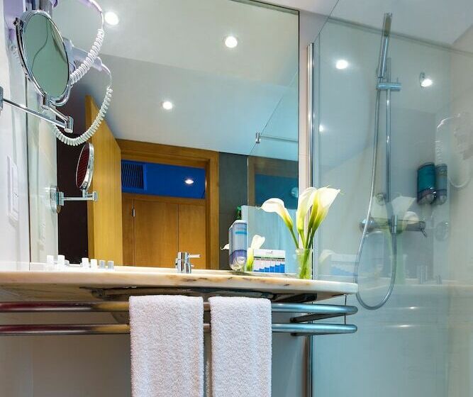 آپارتمان 1 خوابه, The Views Monumental