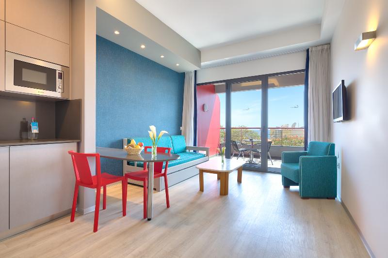 آپارتمان 1 خوابه, The Views Monumental