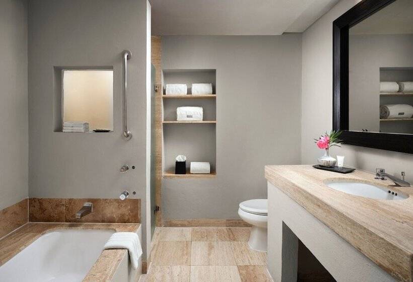 Люкс Кровать Кинг, The Westin Resort & Spa, Cancun
