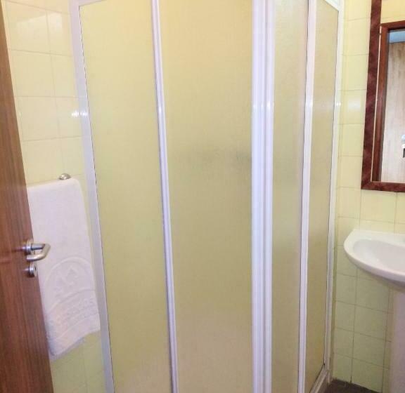 スタンダードルーム, Hi Almograve – Pousada De Juventude