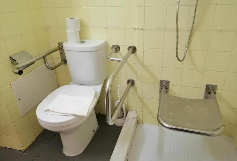 장애인을 위한 스탠다드 룸, Hi Almograve – Pousada De Juventude