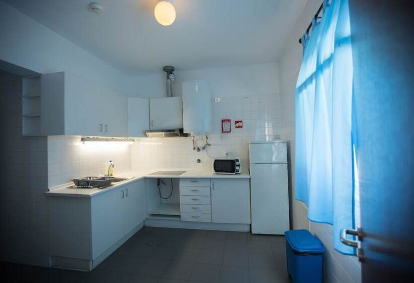 スタンダードルーム, Hi Almograve – Pousada De Juventude