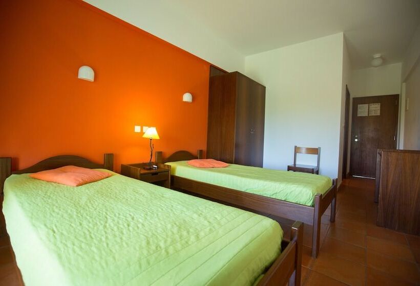 スタンダードルーム, Hi Almograve – Pousada De Juventude