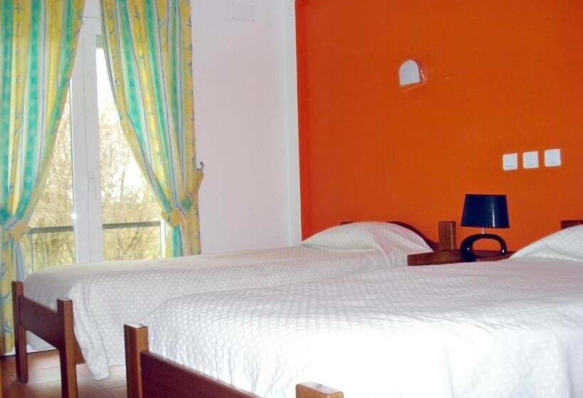 Standard room with outdoor bath, Hi Almograve – Pousada De Juventude