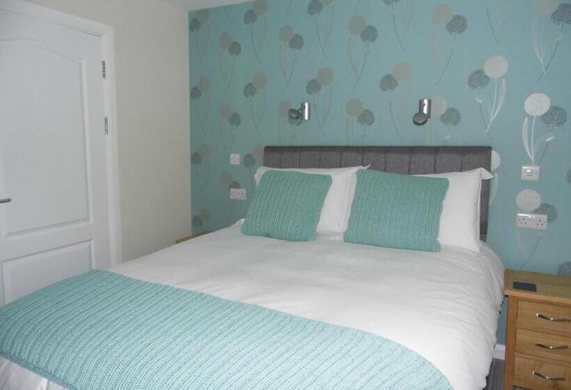 חדר סטנדרט עם מיטת קינג, Kings Head