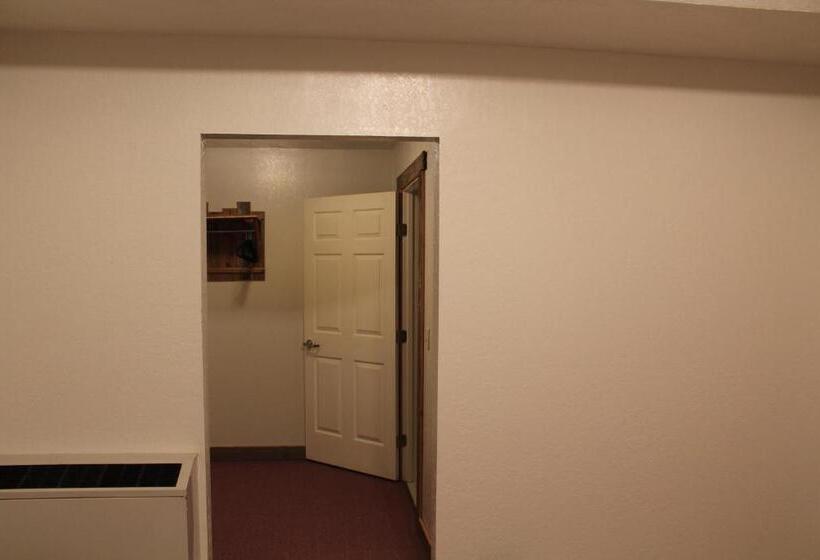 غرفة قياسية سرير كينج, The Barnwood Inn