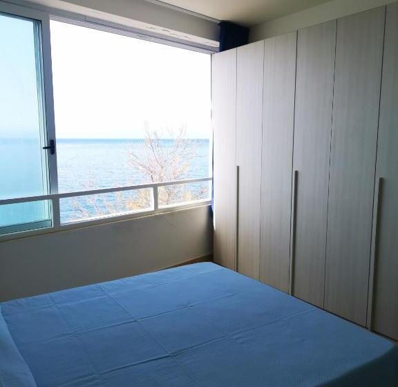 דירה בת חדר שינה 1 עם מרפסת, Appartamenti   Villa Mare