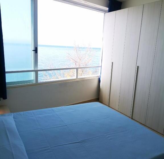 带1个卧室的带阳台的公寓, Appartamenti   Villa Mare