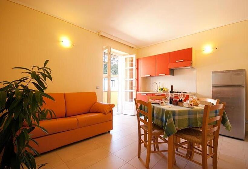 Апартаменты 1 Спальня с Видом, Appartamenti Villa Mare