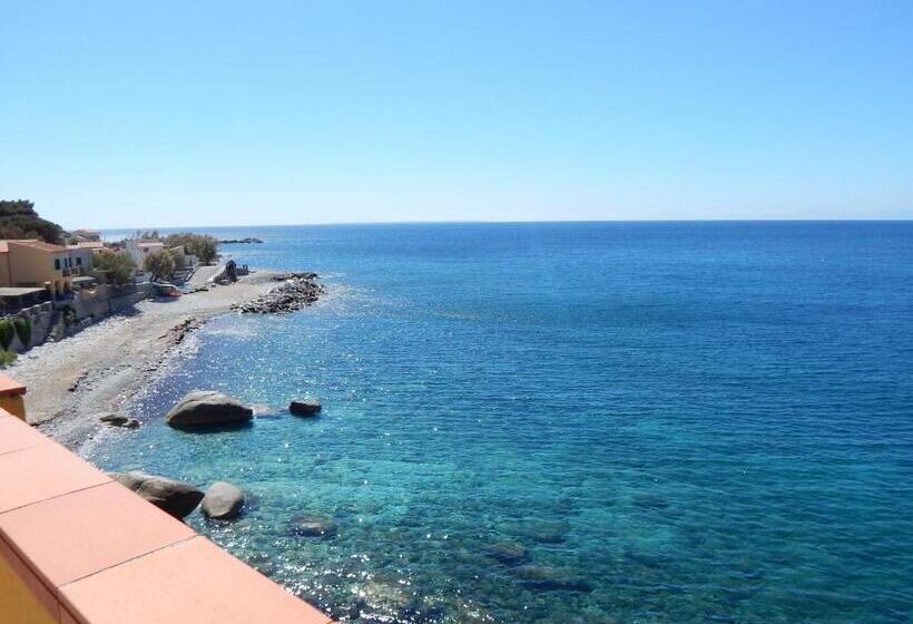 Апартаменты 1 Спальня Вид на Море с Балконом, Appartamenti Villa Mare