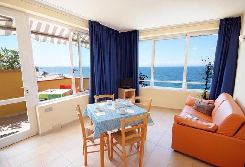 Апартаменты 1 Спальня с Балконом, Appartamenti Villa Mare