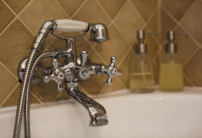 דירת חדר נוף לבריכה, B&b Cà Biocco