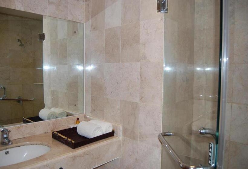 Номер Superior, Ebony Batulicin