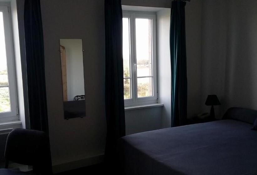 חדר סטנדרט עם מיטת קינג, La Roche Du Marais