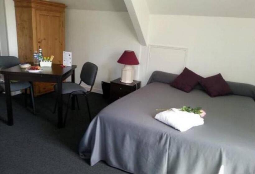 חדר משפתחתי סופריור, La Roche Du Marais