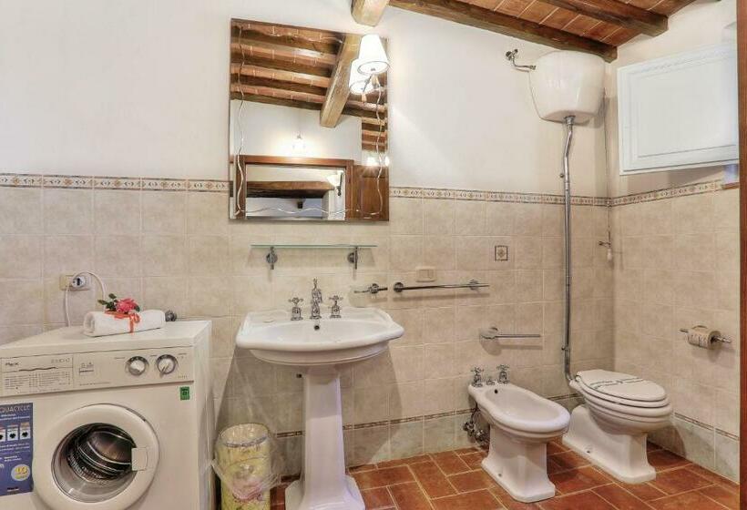 침실 1개 주택, Poggio Martino