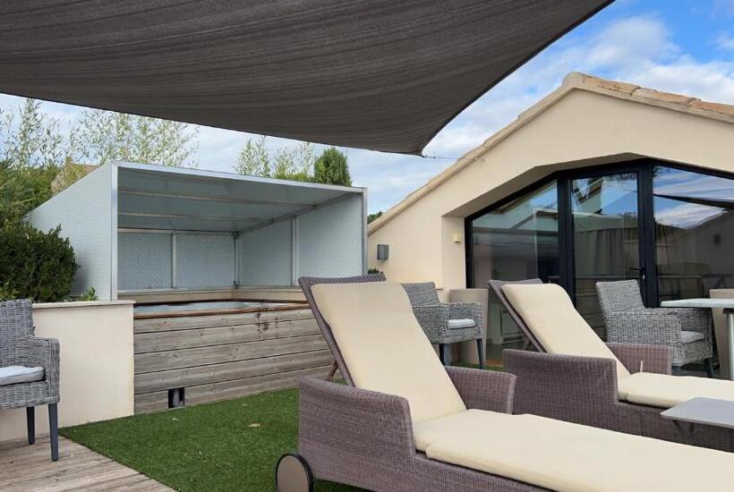 수피리어 룸, Boutique Hôtel La Villa Montesquieu