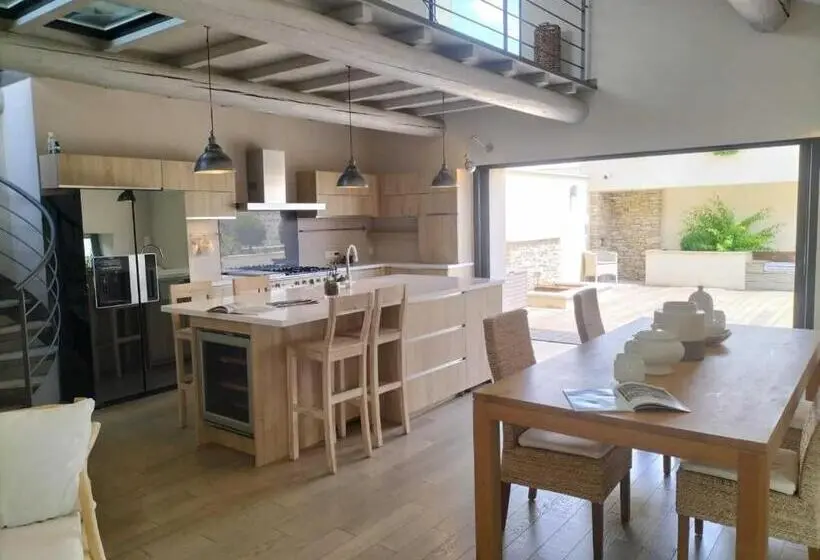 テラス付き１ベッドルームアパートメント, Boutique Hôtel La Villa Montesquieu