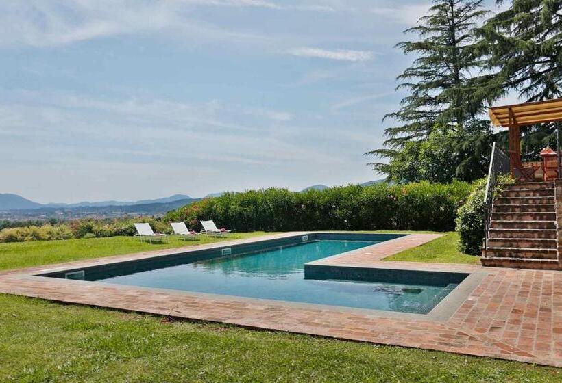 فيلا غرفة نوم واحدة مع مسبح, Bertolli Villas