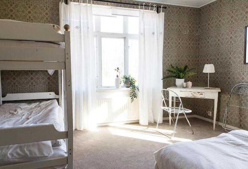 家庭间, Immeln Guest House