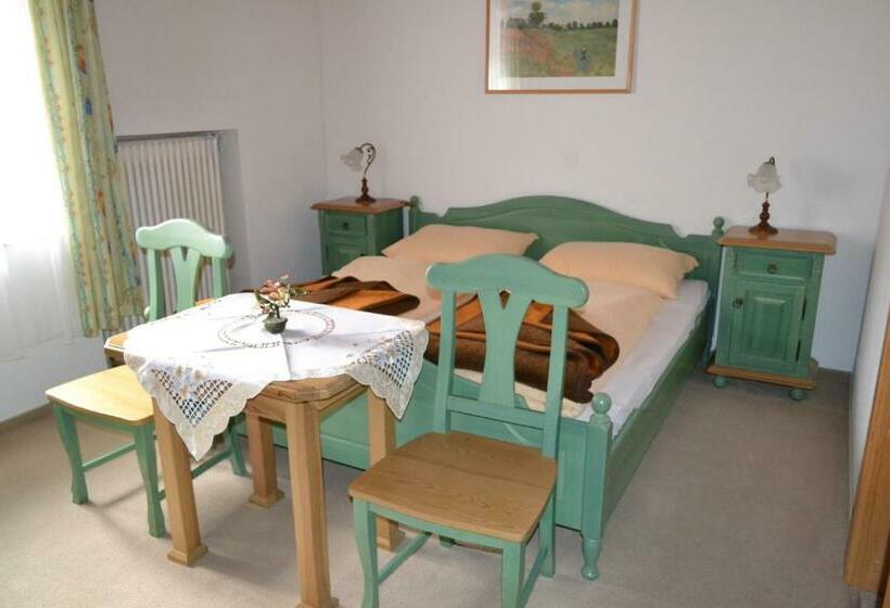 חדר סטנדרט לשלושה, Gasthof Pension Schweiger Jagawirt