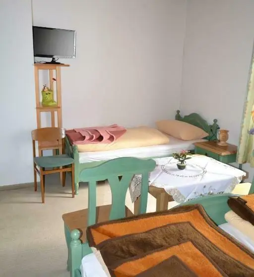 スタンダードトリプルルーム, Gasthof Pension Schweiger Jagawirt