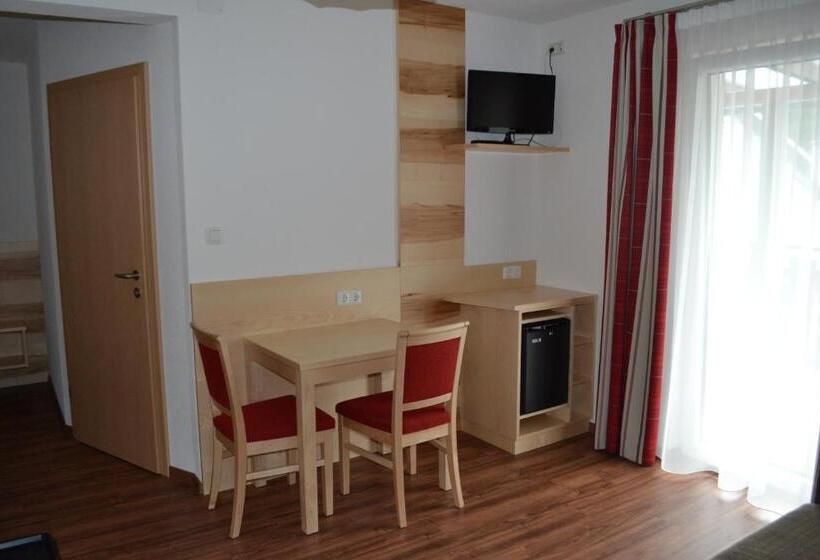 غرفة عادية خماسية, Gasthof Pension Schweiger Jagawirt