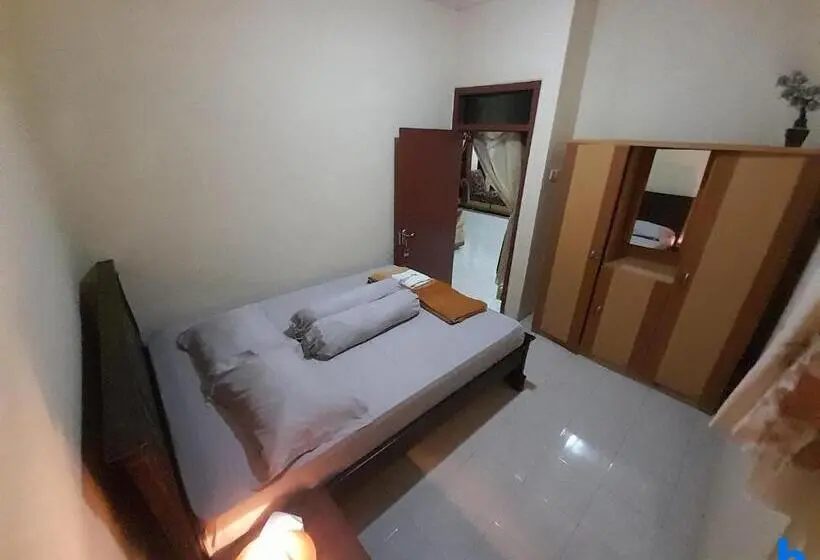 スタンダードルーム, Marry Ind Gunung Kawi Guest House Malang