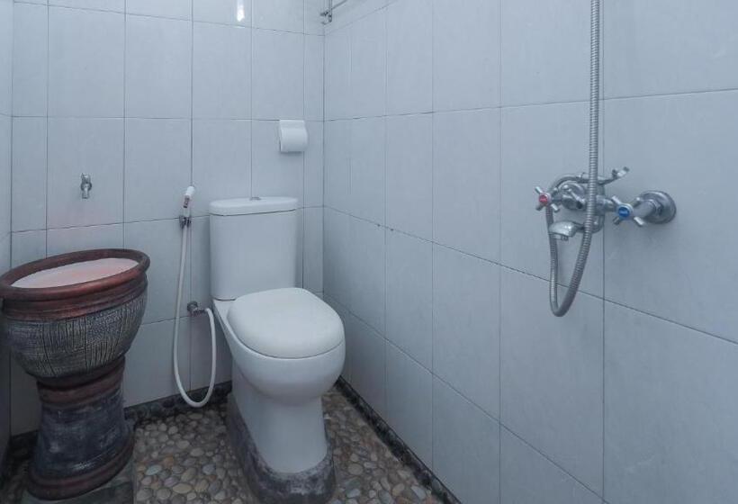 Номер Стандарт с Балконом, Marry Ind Gunung Kawi Guest House Malang